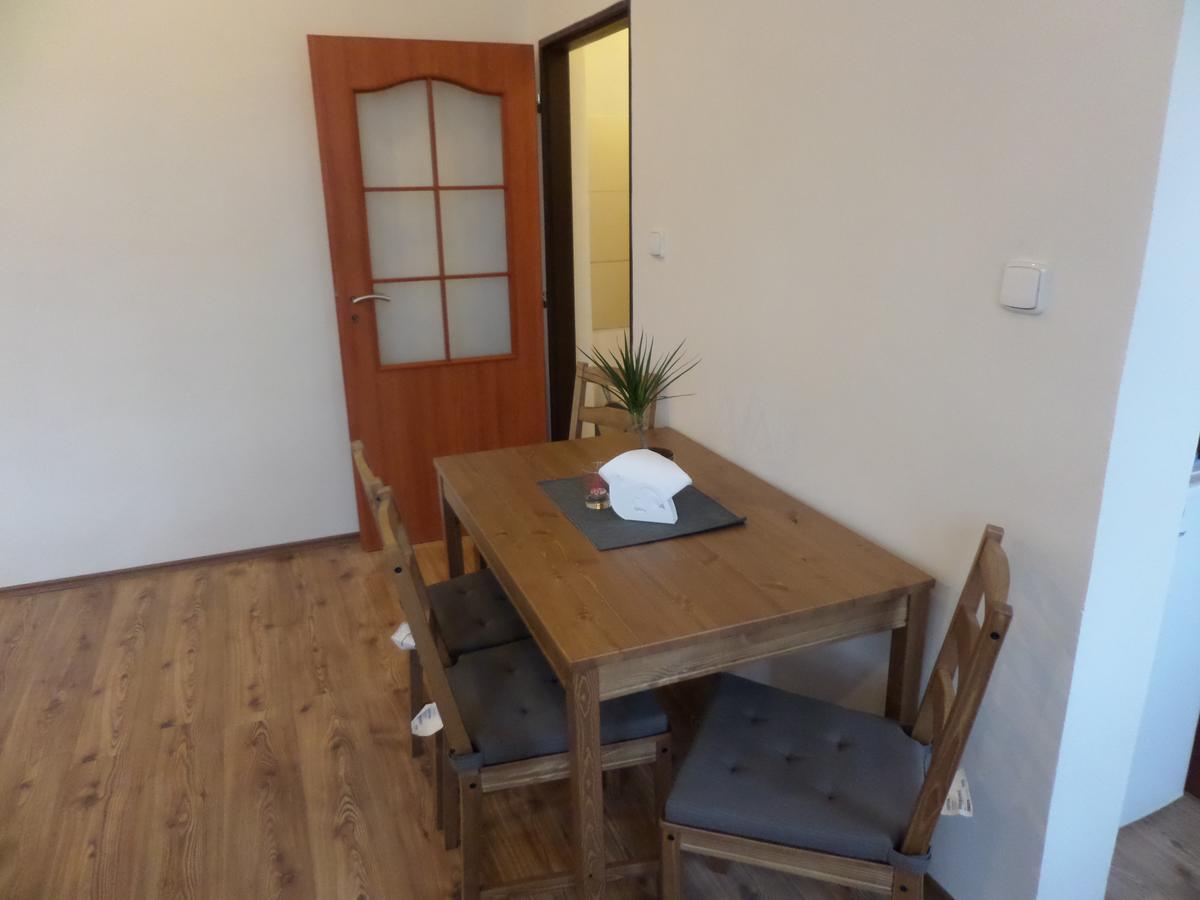 Apartmany Trutnov Promenada ภายนอก รูปภาพ