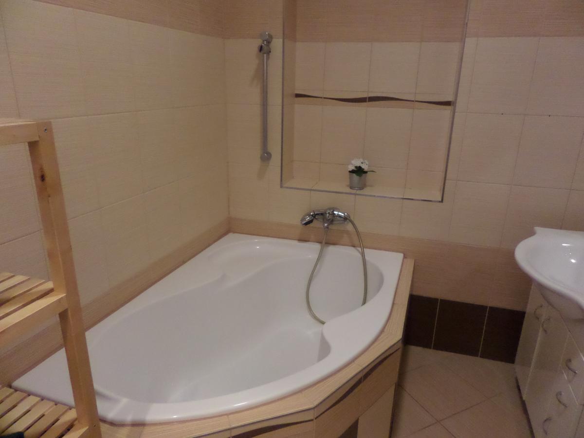 Apartmany Trutnov Promenada ภายนอก รูปภาพ